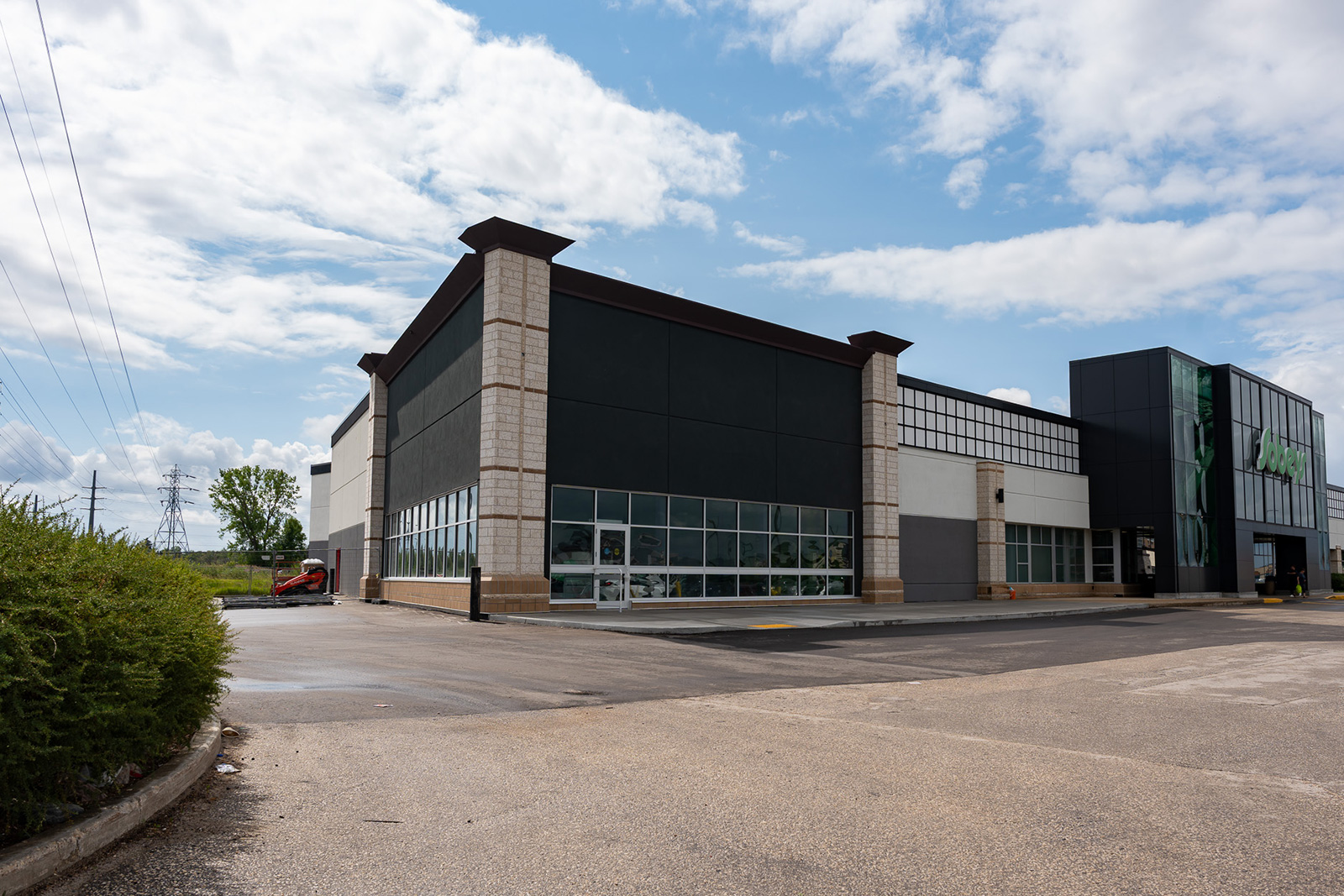 1148 Taylor - New Construction - Completed unit at the Triangle Building plaza