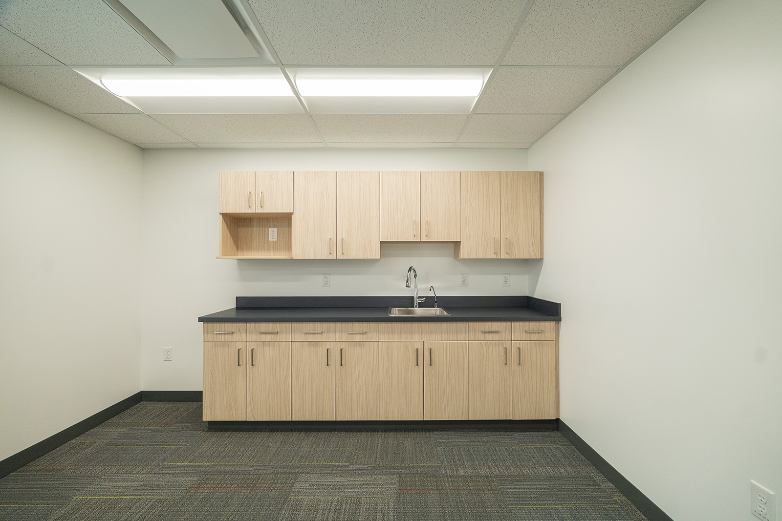 825 Sherbrook - Tenant Fit-Up